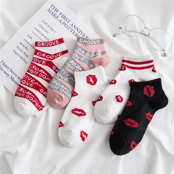 1 Palë Chic Gratë Verë Të Kuqe Buzët E Dashuri Zemra Qesharake Lettered Çorape Hipster Sport Shkurtër Kyçin E Këmbës Sokken Preppy Stil Kolegji Moda