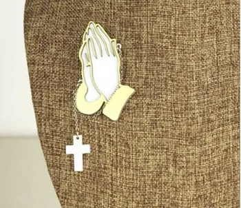 Dizajn të ri feve Jezusi duart kryq brooches karficë këmbët për burrat, gratë e modës bizhuteri ndër bukuri brooches pajisje